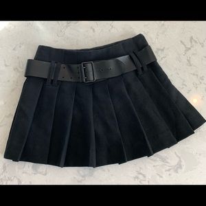 Burberry black wool skirt size 4 w/ leather belt